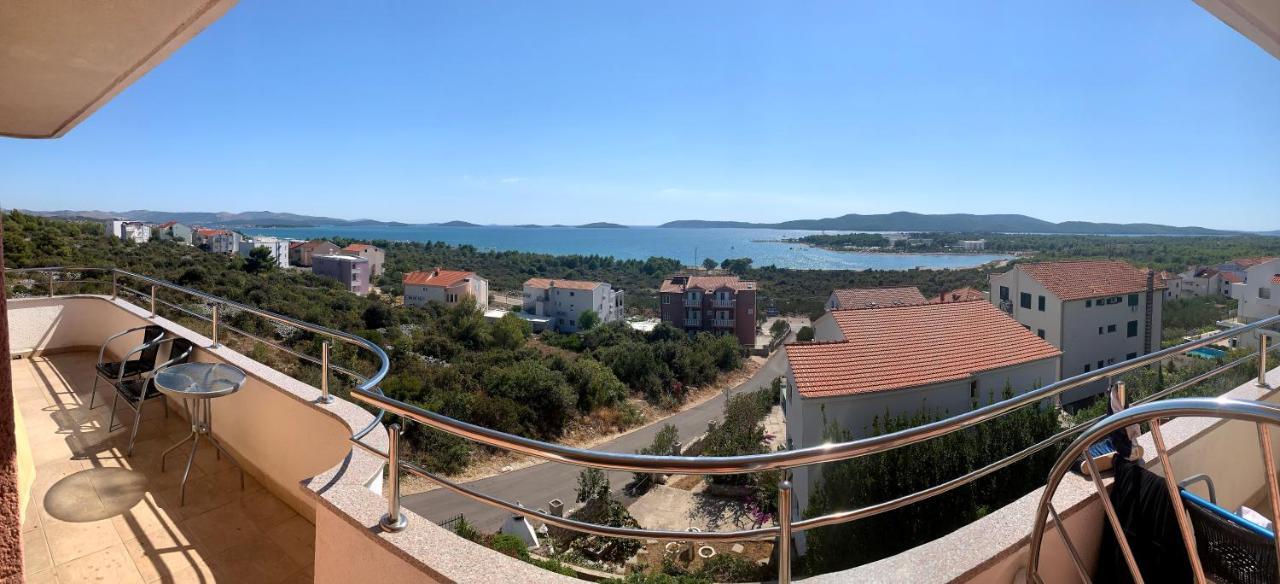 Apartment Ruby Sibenik Exterior photo